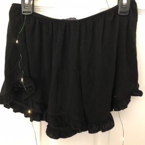 Brandy Melville elastic shorts